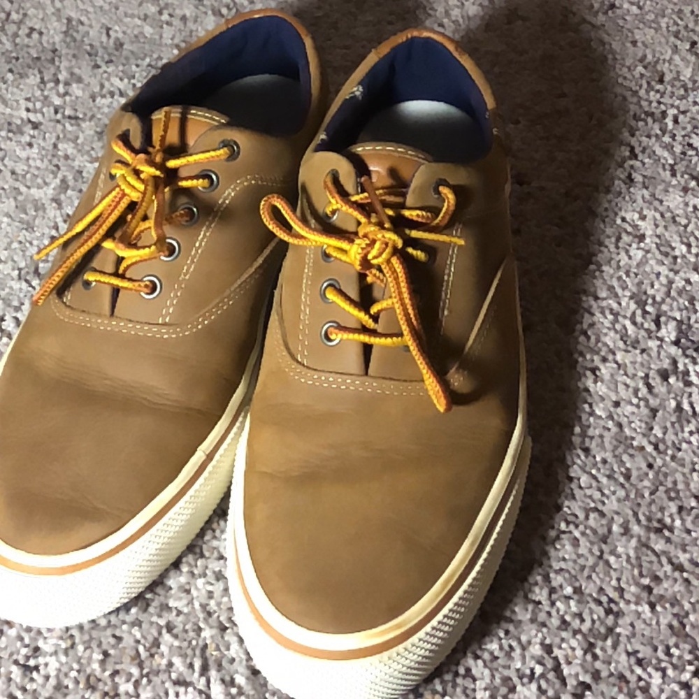 Bass shoes in great condition